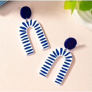 Santorini Goddess U-shaped Porcelain Blue and White Ceramic Style Earrings